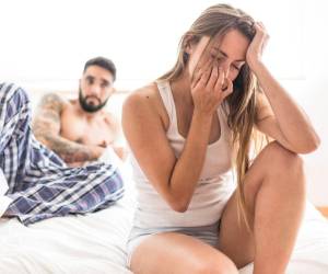 En una relación monótona es común sentirse estancado o insatisfecho.