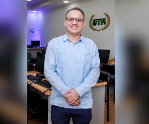 Diego Chacón , Vicerrector de Vinculación Nacional e Internacional.