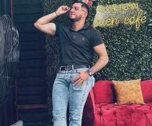 Carlos Omar Oyuela Aguilar murió tras resultar gravemente herido durante un asalto ocurrido en la carretera que conduce al municipio de Marcovia, en el departamento de Choluteca. Esto se sabe de su crimen: