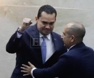 Zambrano convocó a los diputados a una reunión el próximo viernes 23 de enero a las 11:00 de la mañana.