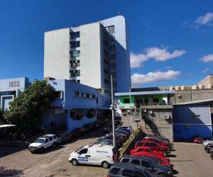 Unos 3,600 millones de lempiras están sin definir, cuál será su destino. Las autoridades del IHSS aún no anuncian si construirán o no los hospitales.