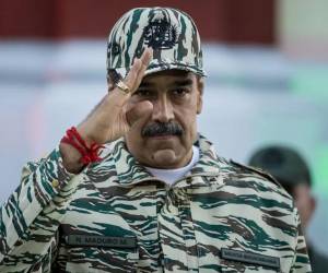 Maduro enfrenta cargos por narcoterrorismo, conspiración para importar cocaína y delitos relacionados con armas automáticas.
