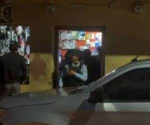 Mujer es hallada sin vida en una cuartería del barrio Torondón.