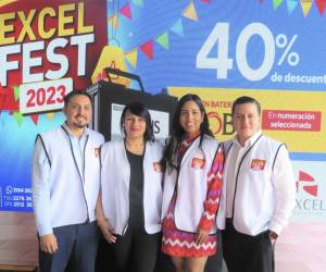 Roberto Deleon, Karlina Gutiérrez, Katherine Calix y Rodrigo López, fueron los responsables de realizar el lanzamiento de Excel Fest 2023.