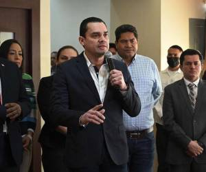 La bancada nacionalista pide que se respeten los derechos humanos de cada diputado, mujeres y hombres que representan por mandato constitucional al pueblo de Honduras.