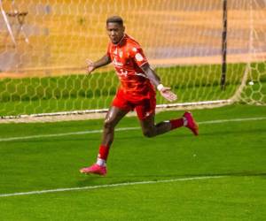 Romell Quioto anota un nuevo gol en la Segunda División en Arabia Saudita.