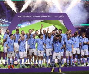 Manchester City terminó el año con cinco títulos ganados.