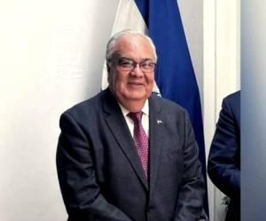 El embajador de Honduras en el Reino Unido, Iván Romero Martínez.