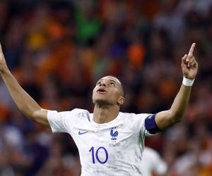 Mbappé tuvo una formidable actuación en el duelo ante Países Bajos y catapultó a Francia a la Eurocopa.