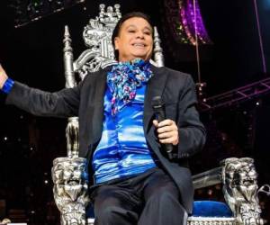 Se trata del primer sencillo del segundo álbum póstumo del “Divo de Juárez” después de “Los Dúo 3” de 2022, y el primero con canciones inéditas originales titulado “Méxxico Es Todo”.