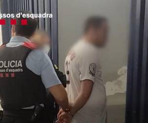 El pasado 1 de noviembre, uno de los dos investigados fue localizado y detenido en el barrio de Pubilla Cases, en el ‘Hospitalet de Llobrega. El segundo detenido fue capturado al día siguiente. Solo uno de ellos guarda prisión.