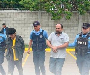 Los detenidos fueron presentados ante las autoridades policiales.