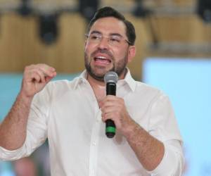 Aunque Manuel Zelaya, coordinador de Libre, negó la expulsión, Rodolfo Pastor Fasquelle, integrante del Tribunal de Honor, sostuvo que Cálix perdió sus derechos políticos.