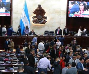 Suspenden sesión en el Congreso Nacional tras falta de acuerdos entre partidos políticos