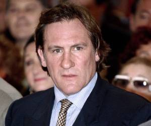 Depardieu, de 74 años, está acusado desde diciembre de 2020 por violar y agredir sexualmente a la actriz Charlotte Arnould, que denunció en agosto de 2018 dos violaciones en el domicilio parisino del actor. Acusaciones que el actor refuta.