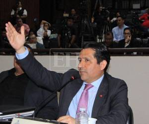 Mario Morazán fue el único de los cuatro denunciados que se defendió durante una audiencia con la comisión.