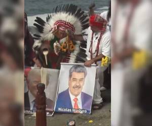 Durante un ritual de fin de año en Lima, líderes espirituales peruanos advirtieron sobre la invasión de Estados Unidos a Venezuela.