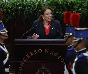La presidenta recordó que “el golpe de Estado profundizó el sistema de privilegios, ya que la deuda pasó de 3 mil millones de dólares en 2009 a 20 mil millones en 2021 y la pobreza creció.