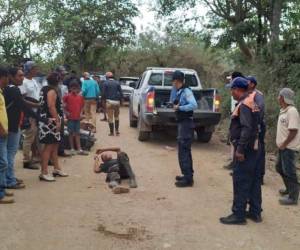 Accidente vehicular dejó a dos personas gravemente heridas en La Vega, Teupasenti, departamento de El Paraíso.