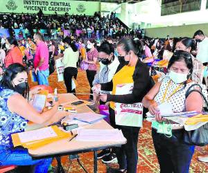 La convocatoria del proceso comenzó hace algunos días, pero el concurso docente está previsto a realizarse en enero.