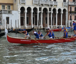 Ellos tienen que ir a la playa, a las montañas, pero no aquí”, pidió. “¡Por favor <b>no vengan más</b>!”.