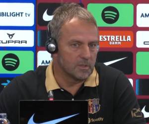 Hansi Flick reveló que Dani Olmo, nuevo fichaje de Barcelona, no estará ante Valencia.