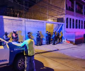 La escena fue acordonada por las autoridades policiales.