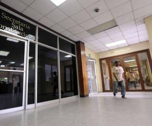 La resolución debería de procederse de inmediato por parte del INP y de no acatarse dará lugar a lo que en derecho corresponda conforme a la Ley de Justicia Constitucional, advirtió la Sala Constitucional.