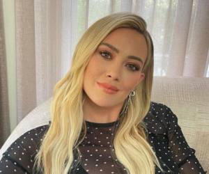 La artista lamentó “profundamente que la vida haya sido tan difícil” para el actor Aaron Carter y aseguró que su “yo adolescente” lo “amaba profundamente”.