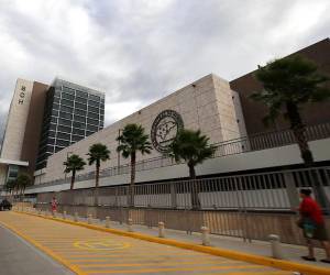 El Ministerio Público presentó cargos contra 11 empleados y ex empleados del Banco Central de Honduras por su presunta participación en un esquema de malversación que habría permitido la sustracción irregular de fondos públicos durante varios años.