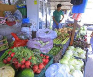 En frutas, hortalizas y otros alimentos se registraron alzas.