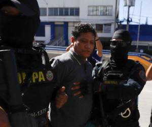 El “Pescado” llegó a los Juzgados en Materia de Extorsión y Criminalidad Organizada, ubicados en la avenida La Paz.