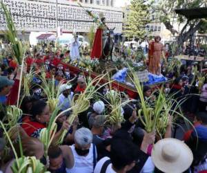 Cada año, el Centro Histórico de Tegucigalpa recibe a los feligreses y sus palmas para representar la llegada de Jesucristo a Jerusalén.