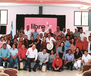 Por falta de consideración en las recomendaciones laborales emitidas por los diputados suplentes, quedó expuesta una nueva ruptura en la bancada oficialista.