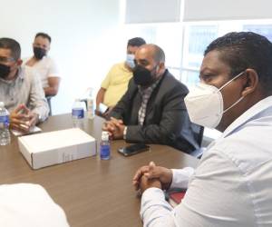 El ministro de Educación instó, a través de redes sociales, a los estudiantes “estudien, ese es su derecho”.