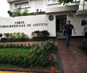 Salida de Honduras de la Corte Centroamericana busca liberar fondos públicos, según las autoridades.