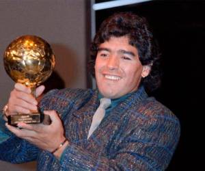 Los herederos de Maradona sufren un revés legal al intentar anular la venta del Balón de Oro de su padre.