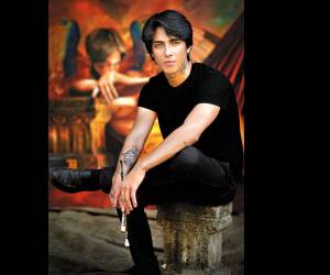 En esta nueva oportunidad Kriss Sagastume expondrá su obra más reciente, titulada “La ética redentora de San Miguel”.