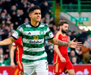 Luis Palma anotó su quinto tanto en la goleada contra el Aberdeen, donde realizó una triple asistencia con el Celtic en la Liga Premier de Escocia.