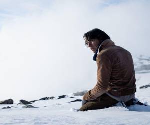 “La sociedad de la nieve” recrea la epopeya de los Andes de 1972, cuando un vuelo de la Fuerza Aérea Uruguaya que llevaba a un equipo de rugby amateur a Chile.