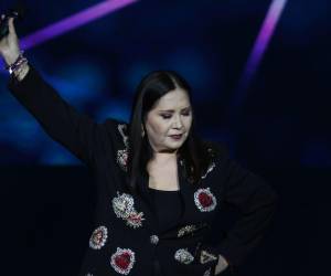 La intérprete de “Simplemente amigos” fue diagnosticada inicialmente con influenza, pero su diagnóstico evolucionó a neumonía.