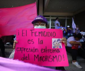 Las mujeres se han convertido en víctimas de la criminalidad en diferentes regiones del territorio nacional y demandan que se apliquen medidas para prevenir las muertes violentas de las féminas.