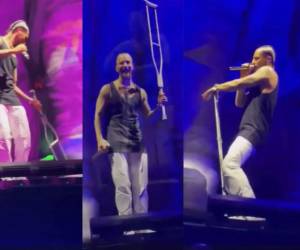 Maluma hasta realizó un sensual baile con la muleta.