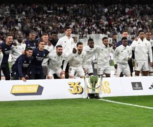 Real Madrid celebra la Liga en el Bernabéu con una manita a Alavés: El gesto que tuvieron los visitantes, el jugador que desean que gane el Balón de Oro y el mensaje a sus dos leyendas.