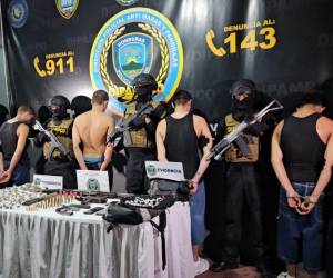 Los arrestados, que fueron identificados como miembros activos de la Pandilla Barrio 18, se les conoce bajo el alias de “El Yiligan”, “Gangster Killer”, “El Espanto” y “Memo”.