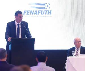 Jorge Salomón ofreció un discurso tras continuar al frente de la Fenafuth.