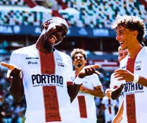 Bryan Róchez da la victoria al UD Leiria anotando el cuarto y último gol del partido contra el Marítimo