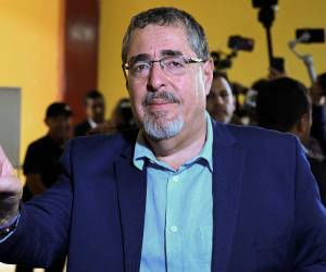 El propio presidente de Guatemala, Alejandro Giammattei invitó a Bernardo Arévalo a iniciar el proceso de transición, una vez se oficialicen los resultados.