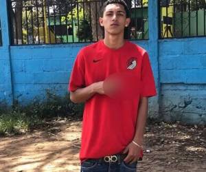 Dos jóvenes fueron atacados a disparos la noche del martes -20 de enero- mientras caminaban por una calle poco iluminada de la colonia Alemania, en el municipio de Guaimaca, Francisco Morazán. Jefferson Trejo perdió la vida y su amigo resultó herido. Aquí los detalles del crimen: