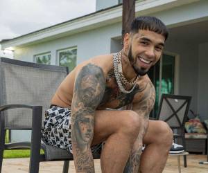 Anuel reveló que aún piensa en ella aunque Karol tenga novio.